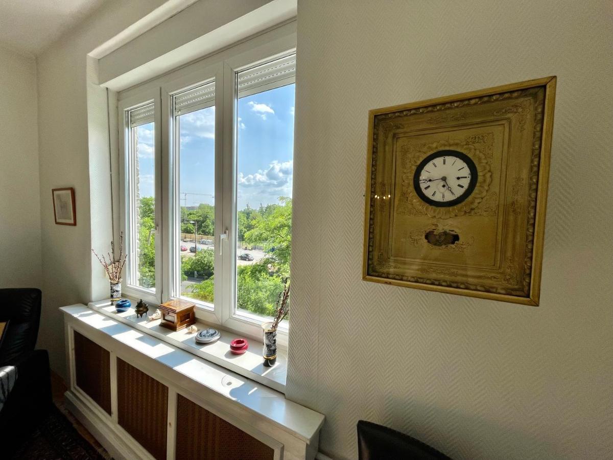 Villa With Terrace Overlooking The City Park Budapesta Exterior foto