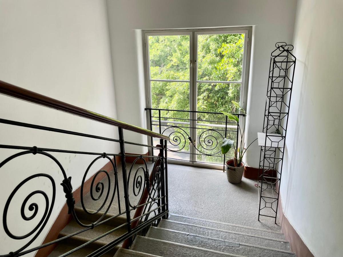 Villa With Terrace Overlooking The City Park Budapesta Exterior foto
